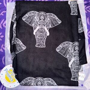 NWT Charlie’s Project TC elephant leggings
